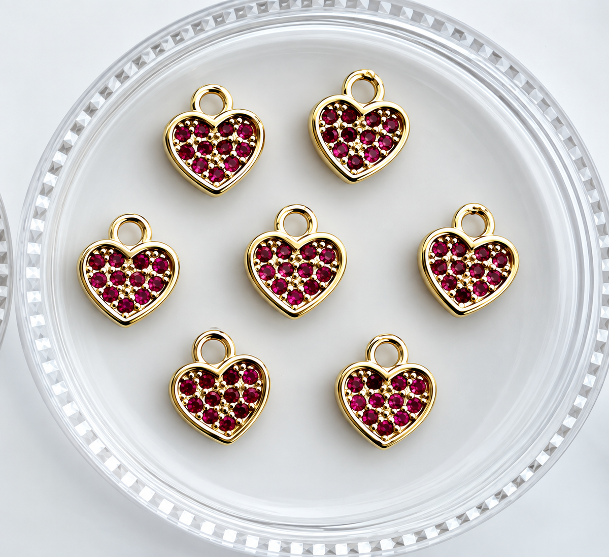Corazón mini cristales  fucsia